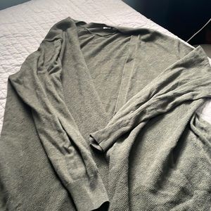 Gray women’s cardigan